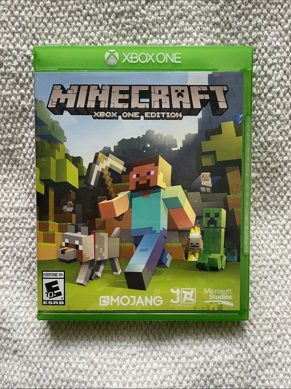Minecraft: Xbox One Edition - Green Case (Microsoft)